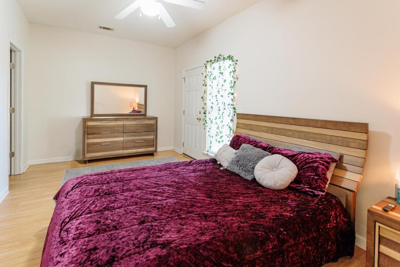 Private 2 Bedroom And 2 Bathroom In Savannah Exterior photo